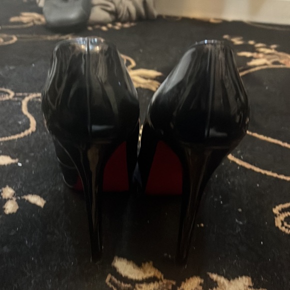 2018 Christian Louboutin - Picture 4 of 4